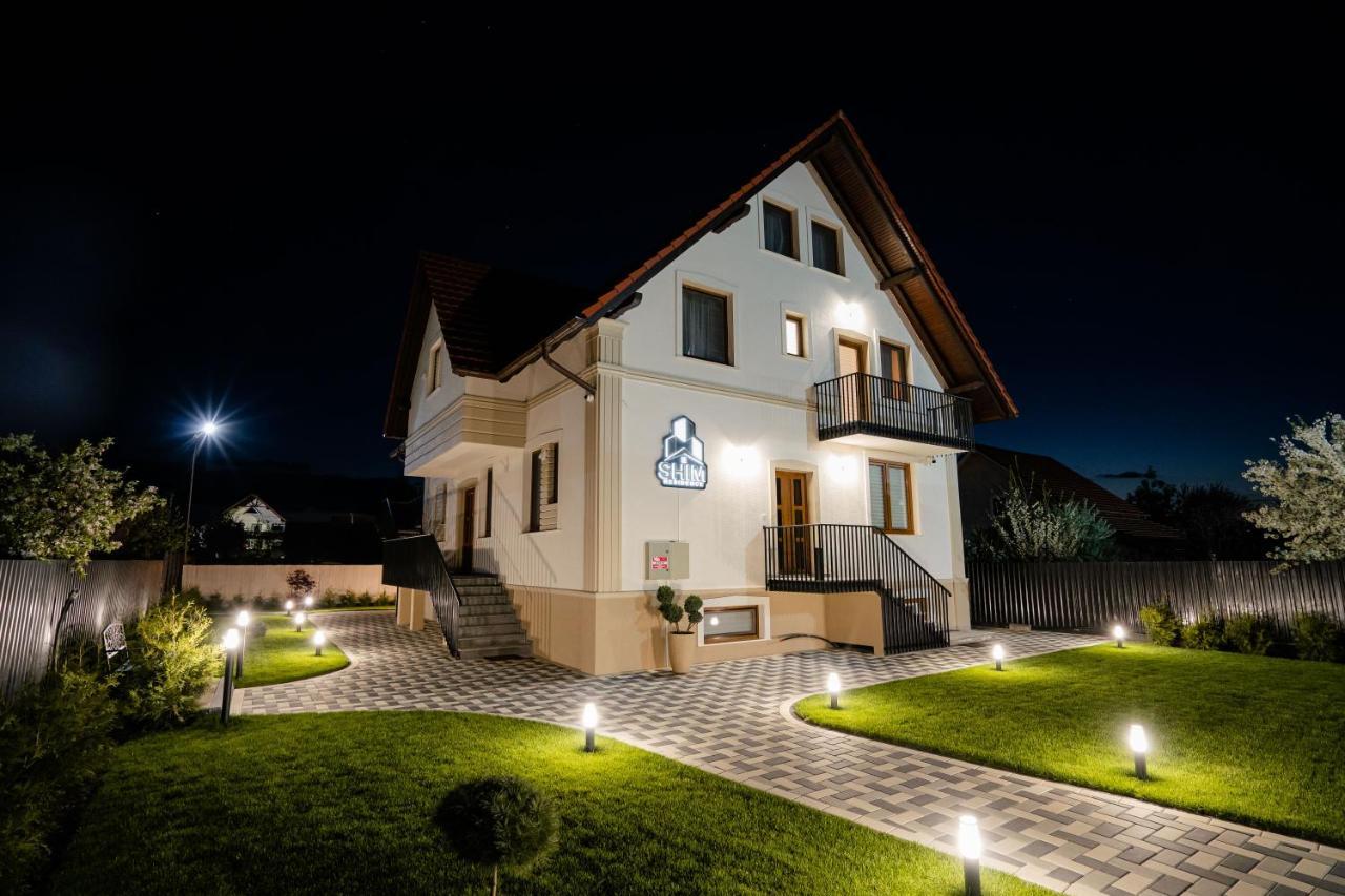 Shimresidence Luxury Rădăuţi エクステリア 写真