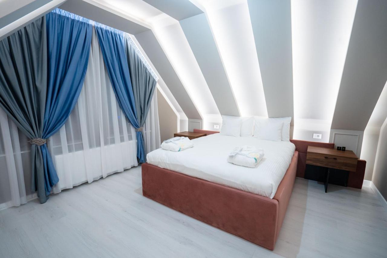 Shimresidence Luxury Rădăuţi エクステリア 写真